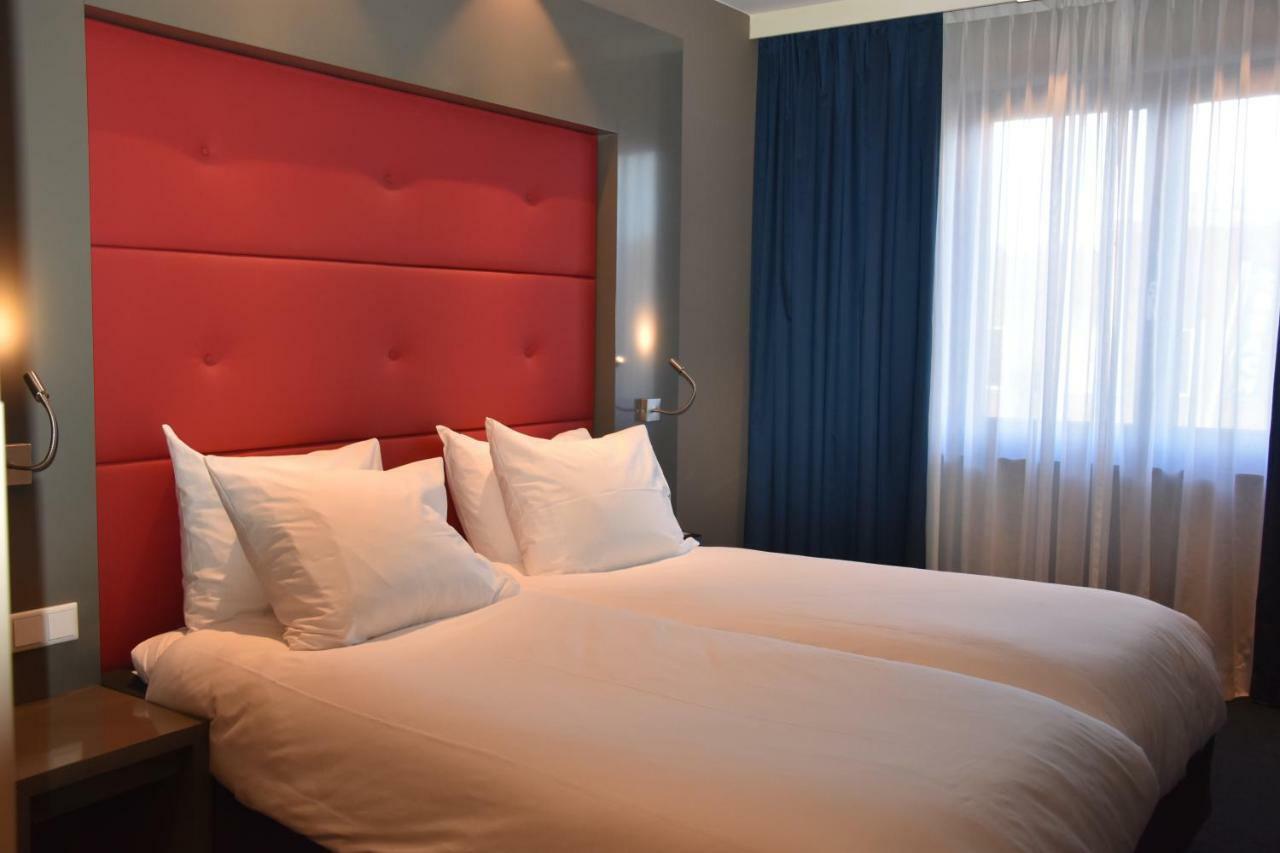 บลู แมนชั่น โฮเต็ล Hotel อัลส์เมียร์ ภายนอก รูปภาพ